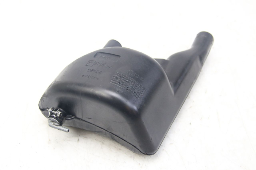 photo de ÖLTANK PIAGGIO VESPA SPRINT 2T 50 (2014 - 2018) - Zoom auf Gebrauchszustand