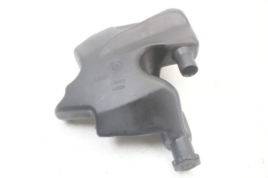 photo de ÖLTANK PIAGGIO ZIP 2T 50 (2009 - 2019) - Zoom auf Gebrauchszustand