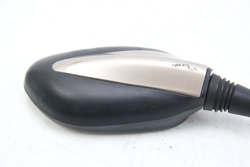 photo de RECHTER SPIEGEL ECCITY ARTELEC 670 1 (2013 - 2017) - Zoom auf Gebrauchszustand