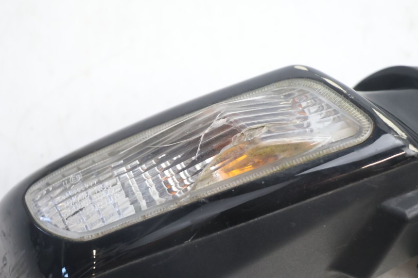 photo de SPIEGEL RECHTS SUZUKI BURGMAN EXECUTIVE ABS 650 (2006 - 2012) - Details der Befestigungspunkte