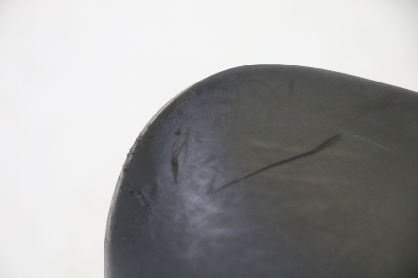 photo de RECHTER SPIEGEL KYMCO DINK STREET 125 (2009 - 2014) - Oberflächenzustand und Material