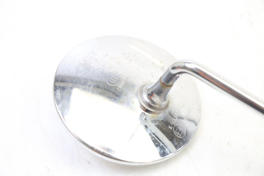 photo de SPIEGEL RECHTS SYM FIDDLE 3 III 125 (2014 - 2020) - Details der Befestigungspunkte