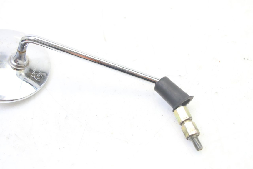 photo de SPIEGEL RECHTS SYM FIDDLE 3 III 125 (2014 - 2020) - Oberflächenzustand und Material