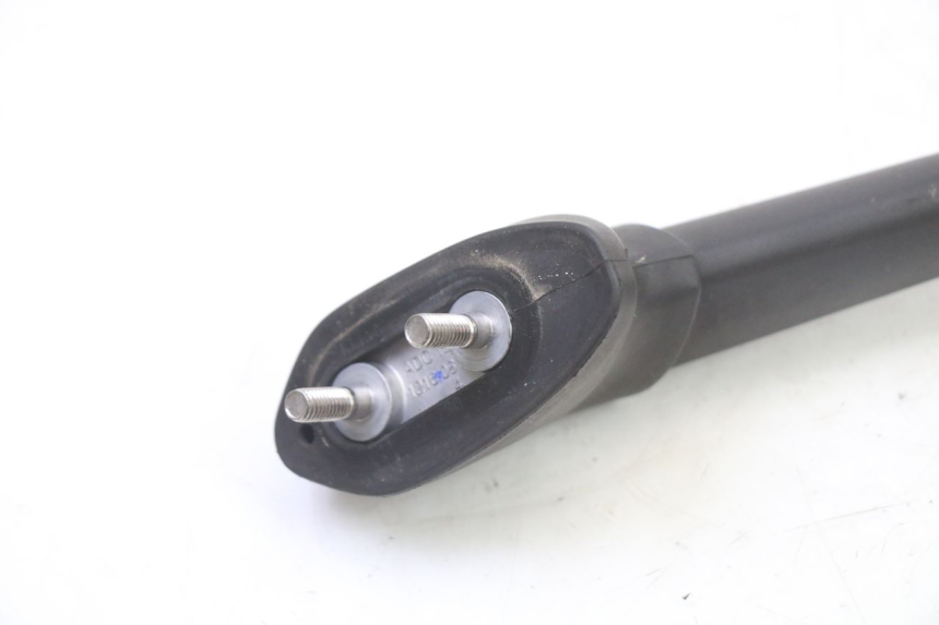 photo de SPIEGEL RECHTS YAMAHA FZ6 FAZER S2 600 (2007 - 2011) - Detailansicht des Bauteils