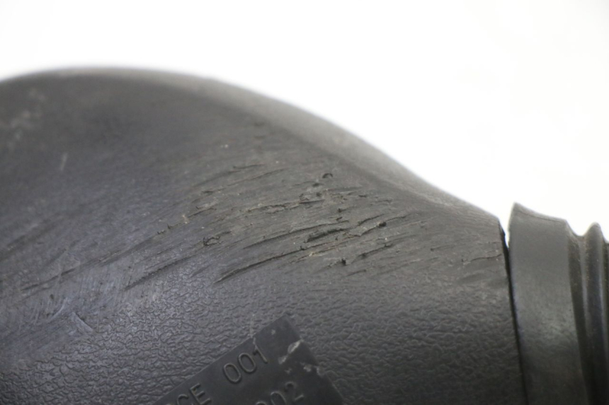 photo de SPIEGEL RECHTS SYM ORBIT 2 4T 50 (2008 - 2017) - Oberflächenzustand und Material