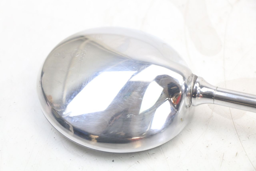 photo de SPIEGEL RECHTS PIAGGIO BEVERLY 125 (1998 - 2005) - Details der Befestigungspunkte