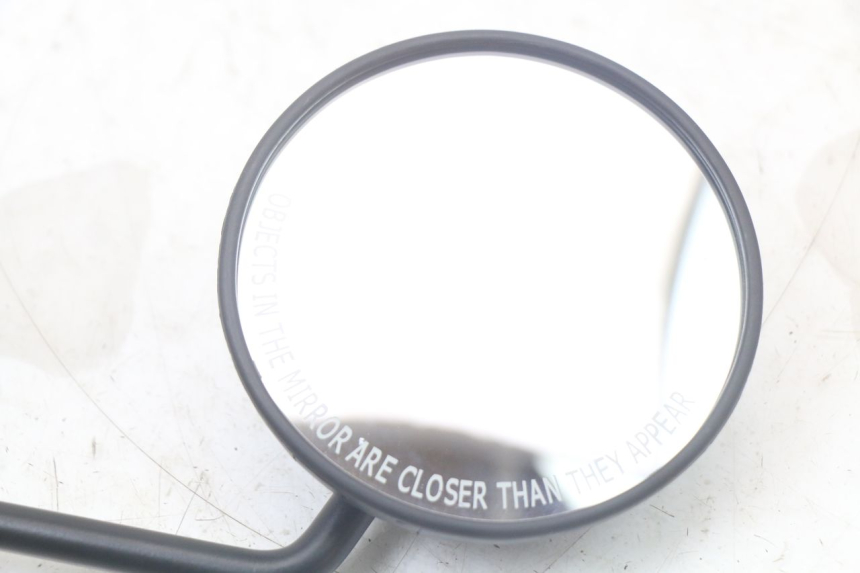 photo de SPIEGEL RECHTS ROYAL ENFIELD CONTINENTAL GT 650 (2019 - 2024) - Alternative Perspektive