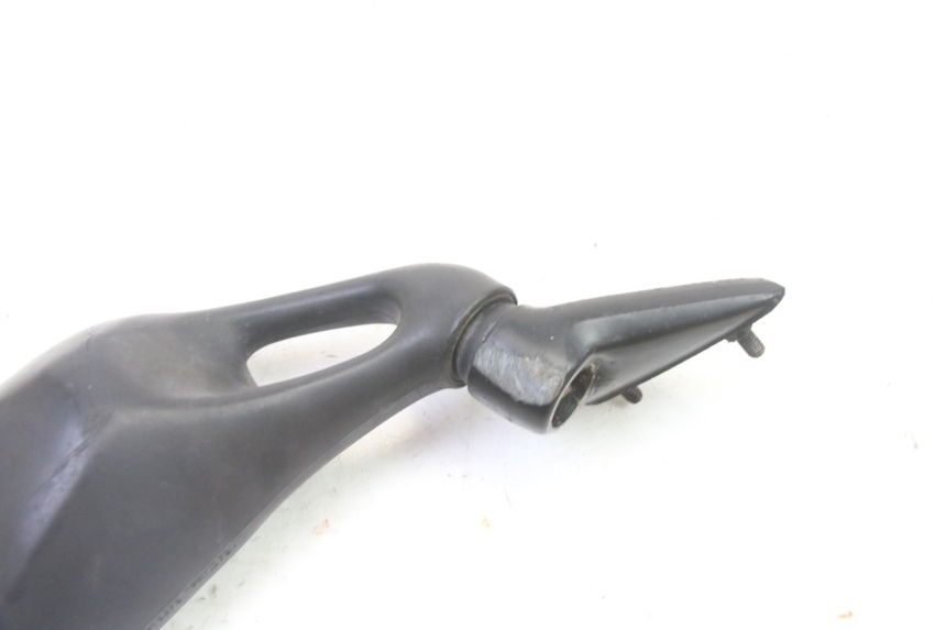 photo de SPIEGEL RECHTS TRIUMPH SPRINT 900 (1995 - 1998) - Oberflächenzustand und Material