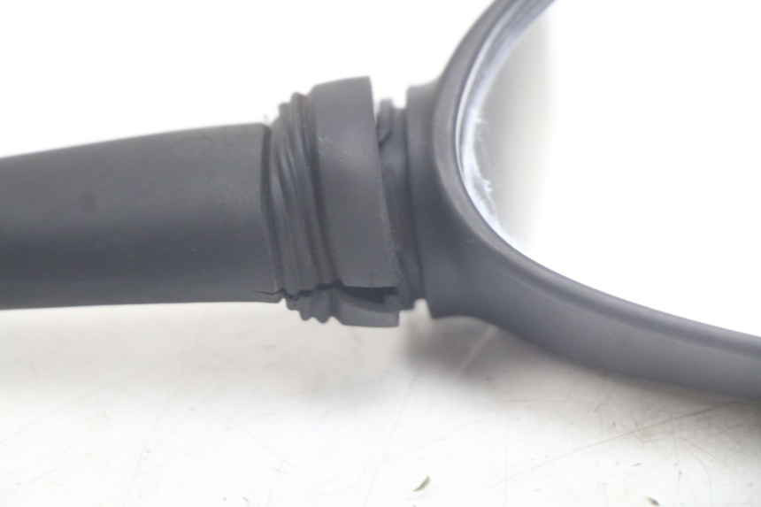 photo de SPIEGEL RECHTS YAMAHA X-CITY XCITY 125 (2007 - 2013) - Details der Befestigungspunkte