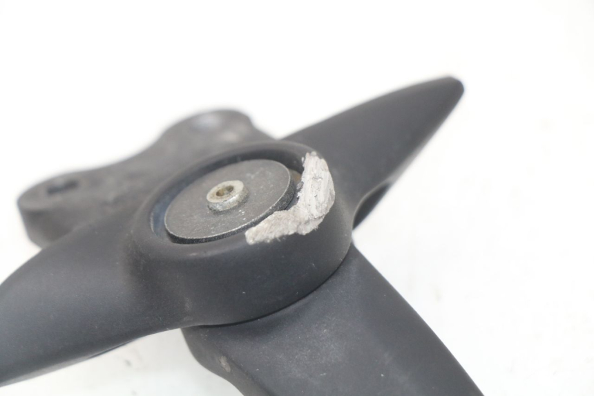 photo de SPIEGEL RECHTS YAMAHA YP T-MAX TMAX 530 (2017 - 2020) - Zoom auf Gebrauchszustand