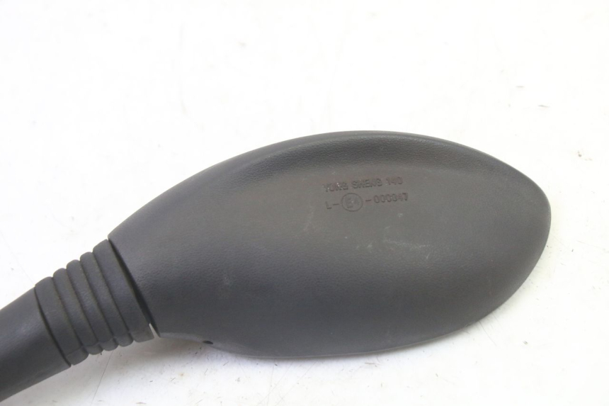 photo de SPIEGEL LINKS QUADRO 4 4D 350 (2015 - 2018) - Oberflächenzustand und Material