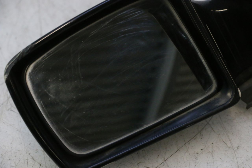 photo de SPIEGEL LINKS SUZUKI BURGMAN EXECUTIVE ABS 650 (2006 - 2012) - Charakteristische Merkmale
