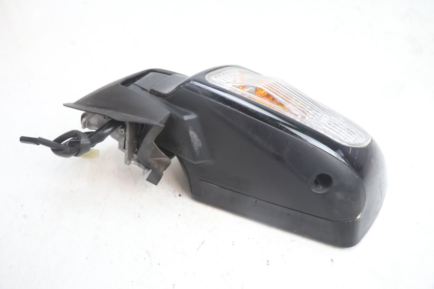 photo de SPIEGEL LINKS SUZUKI BURGMAN EXECUTIVE ABS 650 (2006 - 2012) - Details der Befestigungspunkte