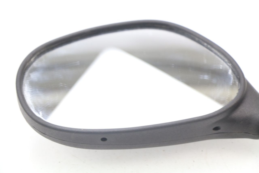 photo de SPIEGEL LINKS RAZZO CITY 50 (2009 - 2014) - Oberflächenzustand und Material