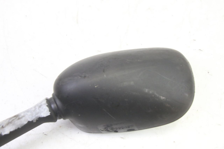 photo de SPIEGEL LINKS YAMAHA FZ6 FAZER S2 600 (2007 - 2011) - Details der Befestigungspunkte