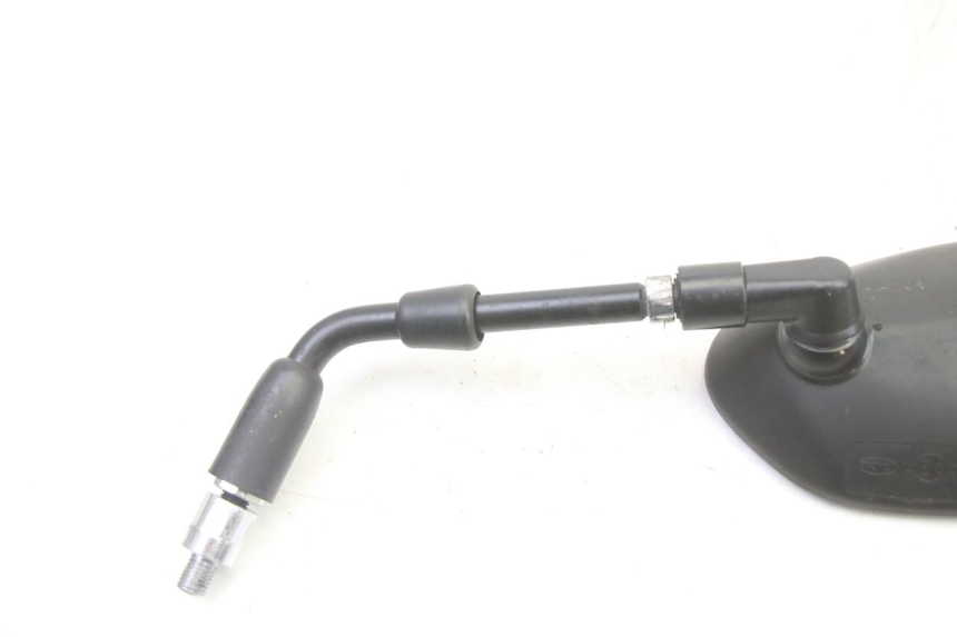 photo de LINKSENDBLICK SUZUKI GSR 750 (2011 - 2017) - Oberflächenzustand und Material