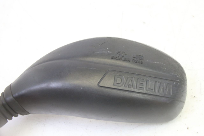 photo de SPIEGEL LINKS DAELIM HISTORY 125 (2001 - 2002) - Details der Befestigungspunkte