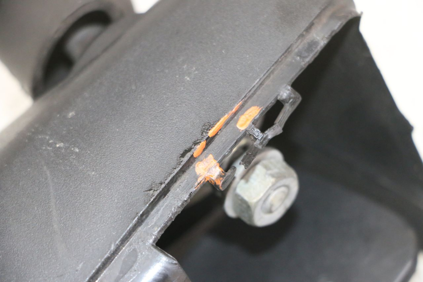 photo de SPIEGEL LINKS PEUGEOT SATELIS 125 (2013 - 2018) - Oberflächenzustand und Material