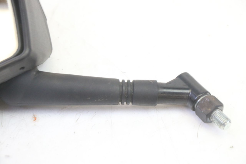 photo de LINKER SPIEGEL PEUGEOT SATELIS 125 (2006 - 2009) - Zoom auf Gebrauchszustand