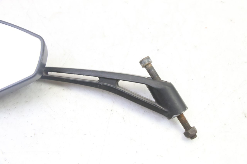 photo de SPIEGEL LINKS PEUGEOT STREETZONE I NAKED 2T 50 (2018 - 2020) - Zoom auf Gebrauchszustand