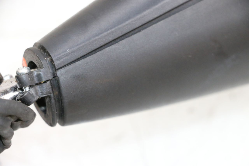 photo de SPIEGEL LINKS PIAGGIO X8 125 (2004 - 2007) - Detaillierte Sichtprüfung