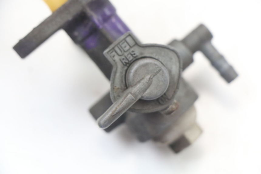 photo de BENZINHAHN SUZUKI GN 125 (1997 - 2000) - Detailansicht des Bauteils