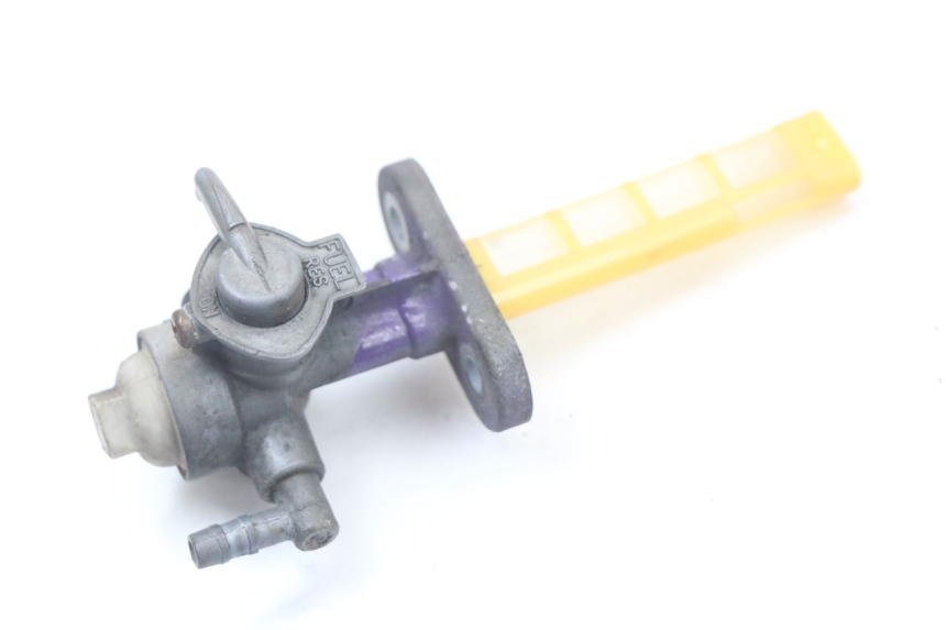 photo de BENZINHAHN SUZUKI GN 125 (1997 - 2000) - Zoom auf Gebrauchszustand