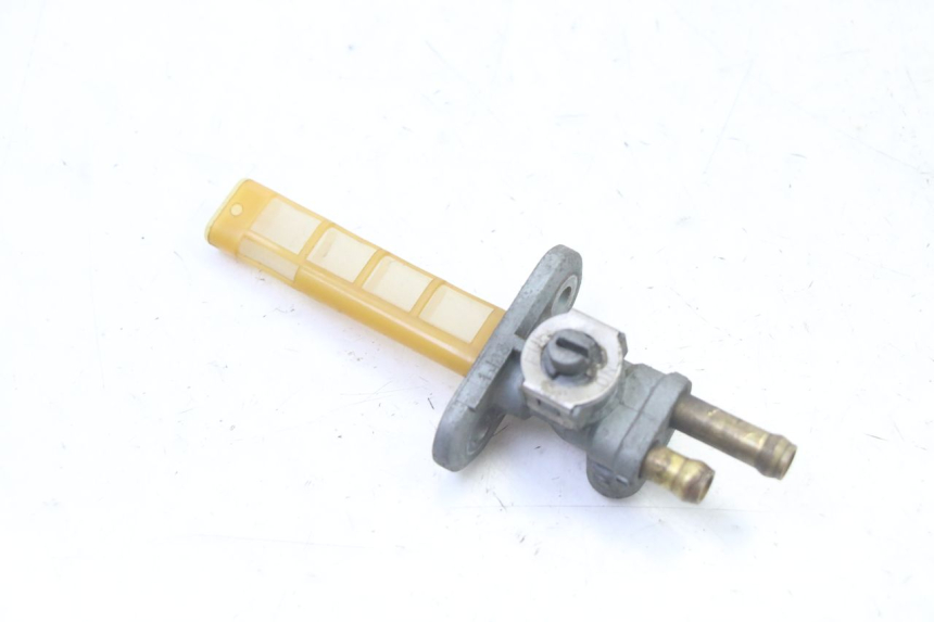 photo de BENZINHAHN SUZUKI GS GSE 500 (2001 - 2003) - Kennzeichnungen und Originalreferenzen