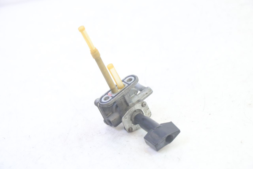 photo de BENZINHAHN SUZUKI GSF N BANDIT 600 (1996 - 1999) - Hauptansicht