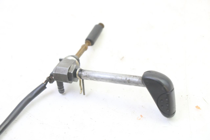 photo de BENZINHAHN PEUGEOT SPEEDAKE 50 (1995 - 1997) - Zoom auf Gebrauchszustand