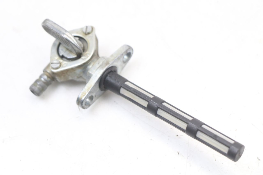 photo de BENZINHAHN SUZUKI VL INTRUDER 125 (2004 - 2007) - Zoom auf Gebrauchszustand