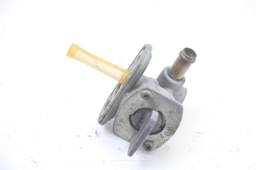 photo de BENZINHAHN YAMAHA FZS FAZER 600 (2001 - 2003) - Detailansicht des Bauteils