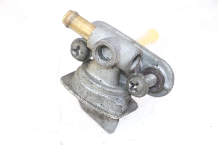 photo de BENZINHAHN YAMAHA FZS FAZER 600 (2001 - 2003) - Technische Nahaufnahme