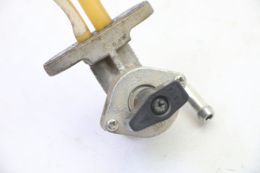 photo de BENZINHAHN YAMAHA YFM R RAPTOR 250 (2008 - 2014) - Detailansicht des Bauteils