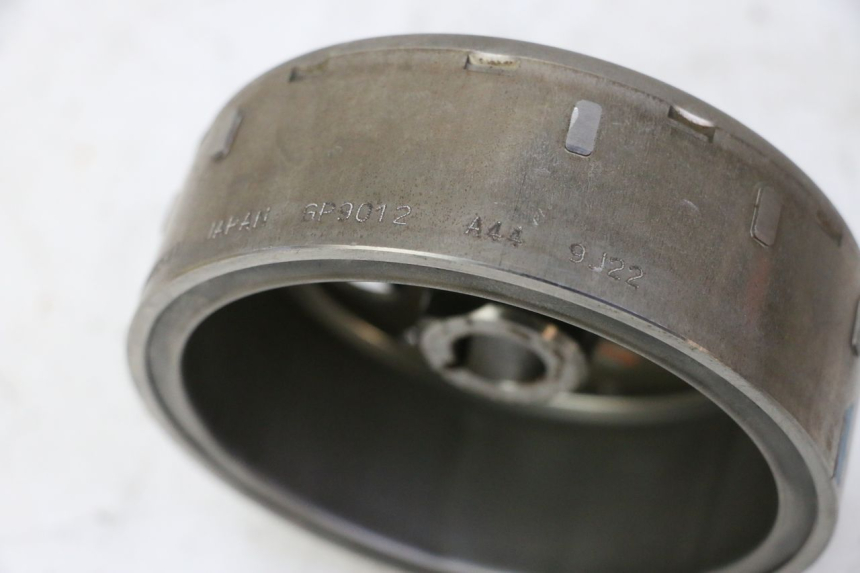 photo de LÄUFER  SUZUKI BURGMAN 125 (2007 - 2014) - Detailansicht des Bauteils