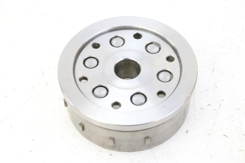 photo de LÄUFER  HONDA CBF 125 (2009 - 2015) - Technische Nahaufnahme