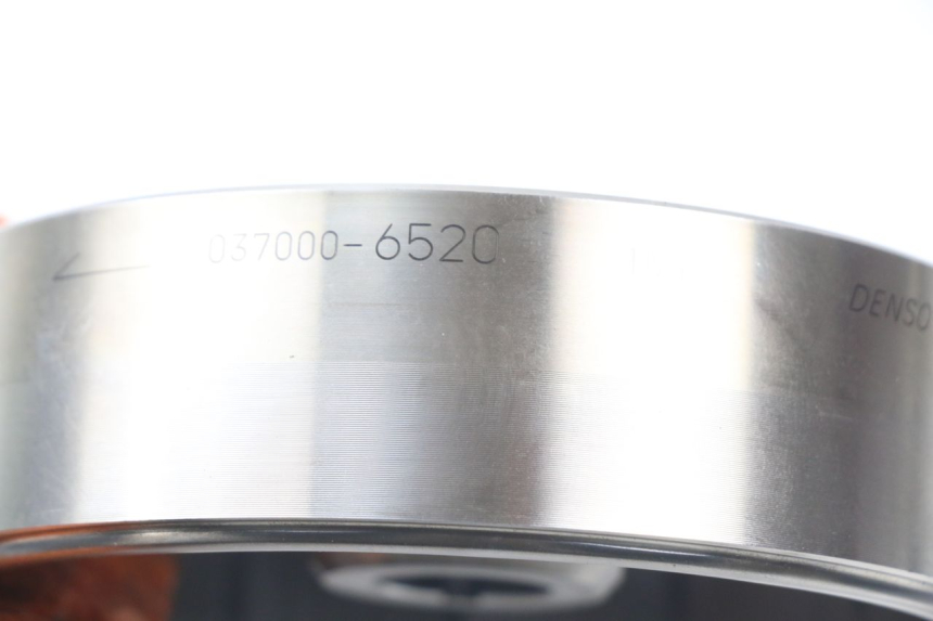 photo de ROTOR YAMAHA FJR ABS 1300 (2006 - 2012) - Zoom auf Gebrauchszustand