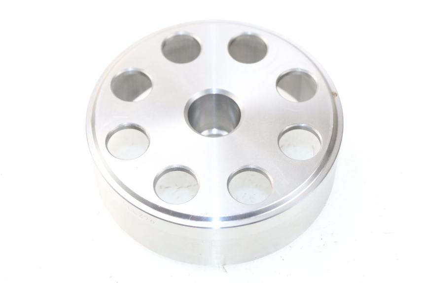 photo de LÄUFER  SUZUKI GSR 600 (2005 - 2012) - Hauptansicht