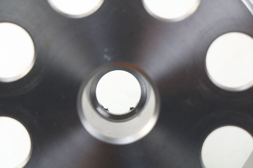 photo de LÄUFER  SUZUKI GSR 600 (2005 - 2012) - Detailansicht des Bauteils