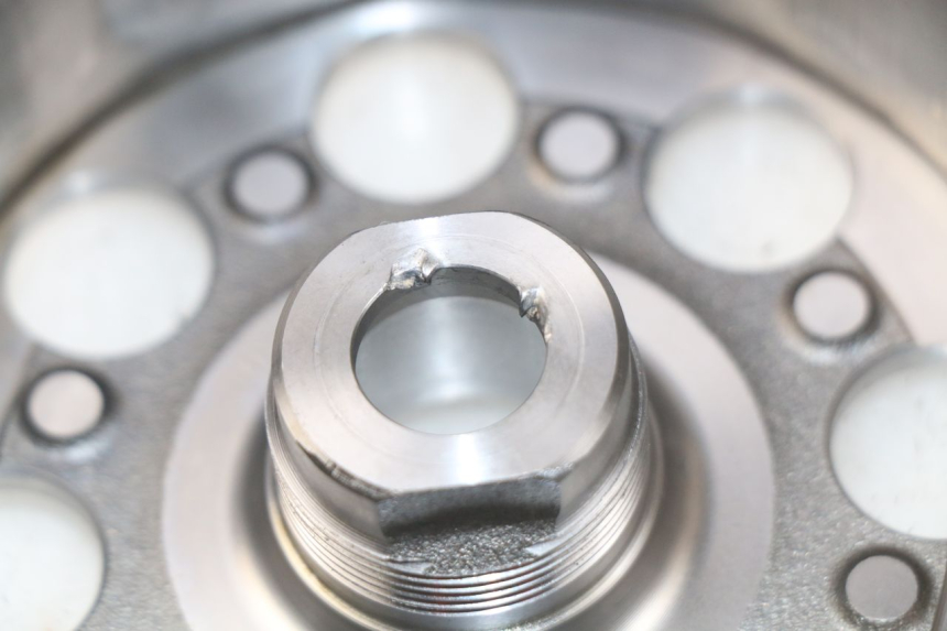 photo de LÄUFER  SUZUKI GSR 600 (2005 - 2012) - Gesamtansicht des Produkts