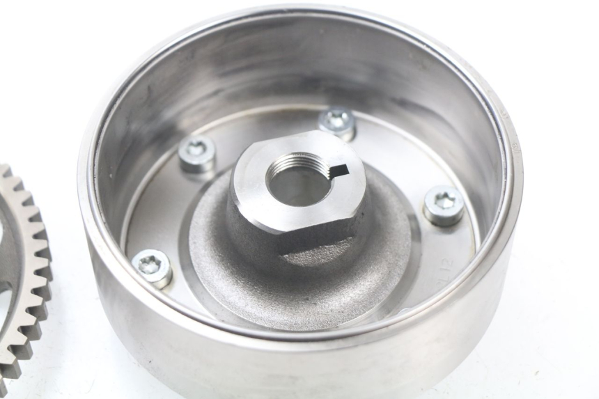 photo de LÄUFER  HONDA FJS SILVER WING ABS 600 (2004 - 2007) - Technische Nahaufnahme