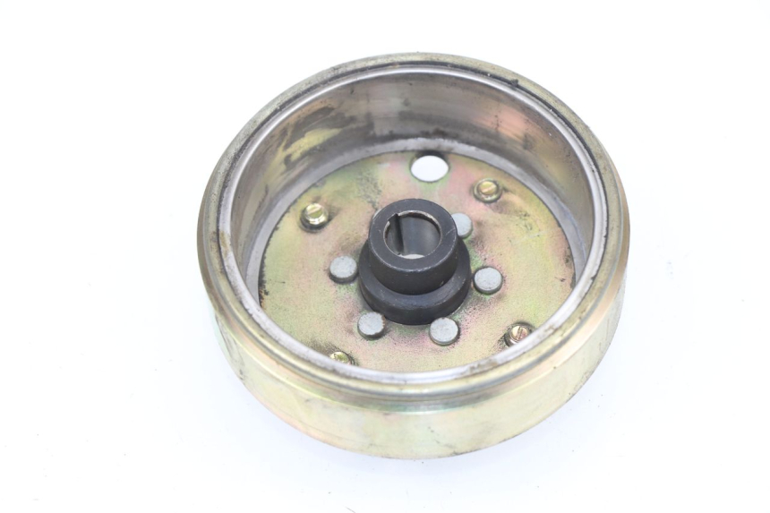 photo de LÄUFER  PEUGEOT KISBEE 4T 50 (2010 - 2017) - Zoom auf Gebrauchszustand