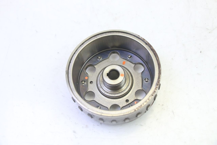 photo de LÄUFER  PEUGEOT SATELIS 125 (2006 - 2009) - Zoom auf Gebrauchszustand