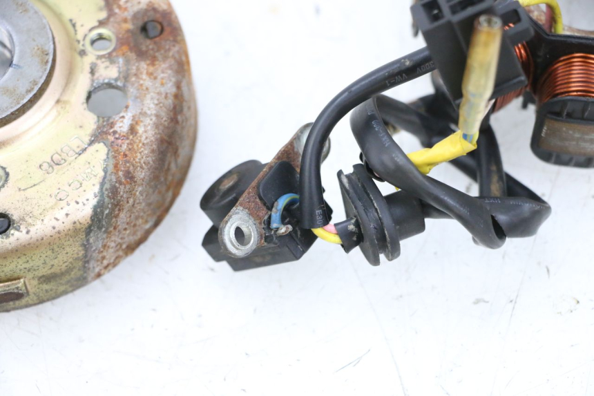 photo de LICHTMASCHINE KYMCO AGILITY CITY 4T 50 (2008 - 2016) - Geprüftes Gebrauchtteil