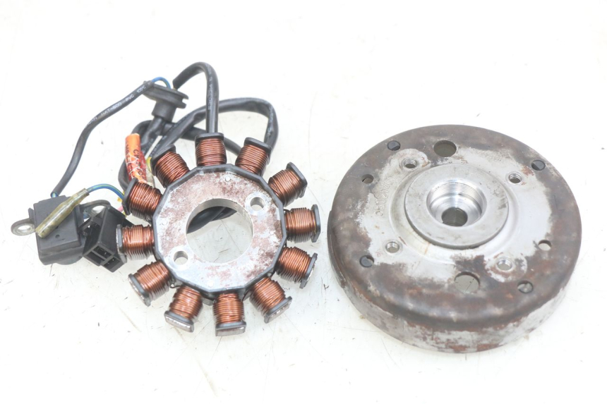 photo de ROTOR STATOR KYMCO AGILITY NAKED RENOUVO 2T 50 (2011 - 2018) - Hauptansicht