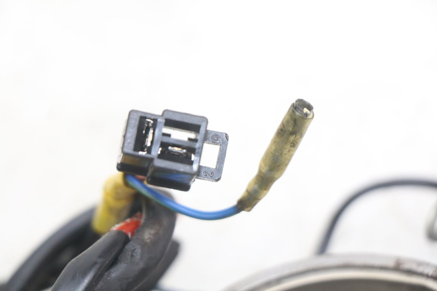 photo de ROTOR STATOR KYMCO AGILITY NAKED RENOUVO 2T 50 (2011 - 2018) - Zoom auf Gebrauchszustand