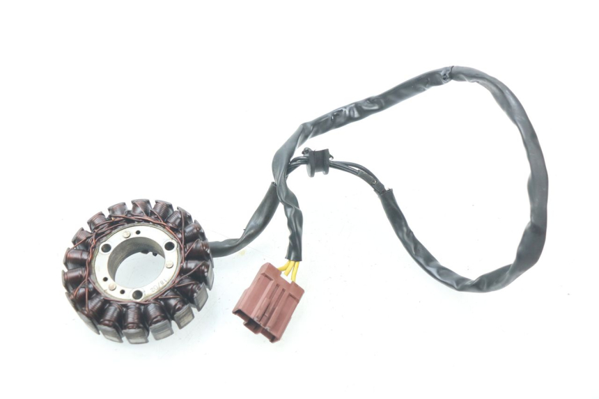 photo de LICHTMASCHINE PIAGGIO BEVERLY 500 (2003 - 2007) - Weitere Ansicht des Artikels