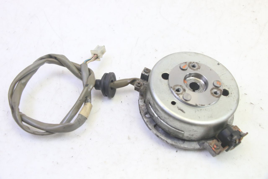 photo de ROTOR STATOR MBK BOOSTER SPIRIT 50 (2004 - 2017) - Zoom auf Gebrauchszustand