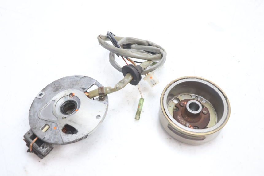 photo de LICHTMASCHINE MBK BOOSTER SPIRIT 50 (1996 - 1999) - Detailansicht des Bauteils