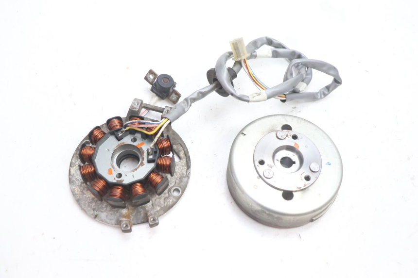 photo de ROTOR STATOR MBK BOOSTER SPIRIT 50 (2004 - 2017) - Hauptansicht